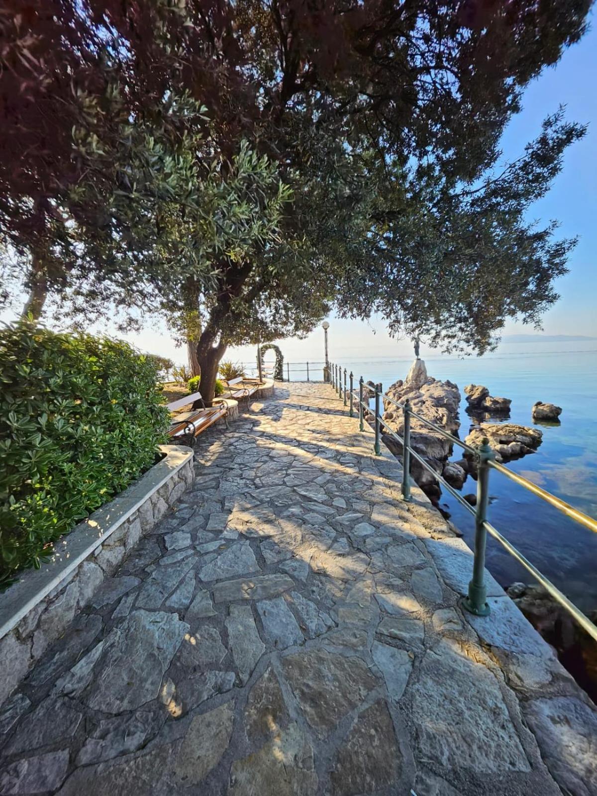 Prosecco Di Abbazia Apartment Bagian luar foto